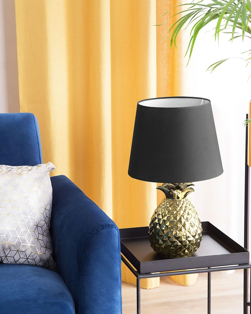 Beliani Stalinė lempa PINEAPPLE keramikinė auksinė