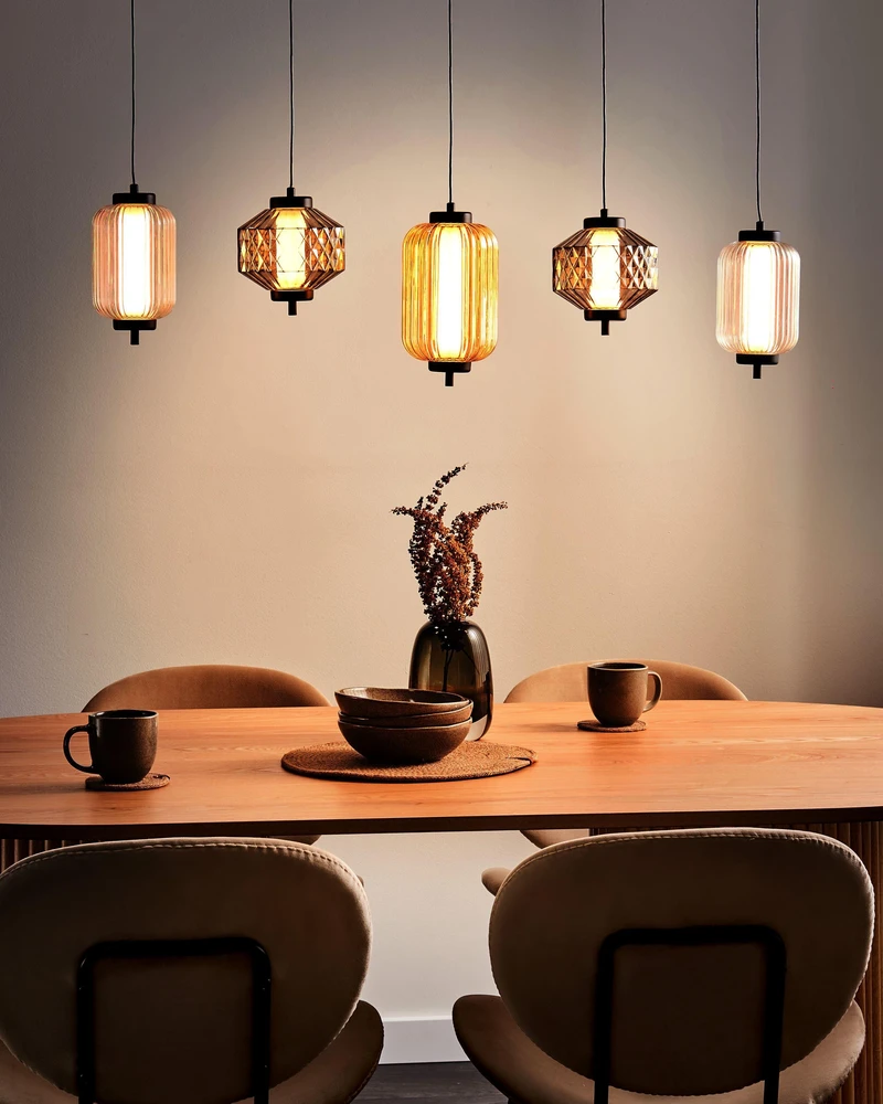 Beliani SULLANE LED pakabinamas šviestuvas, stiklinis, spalvotas