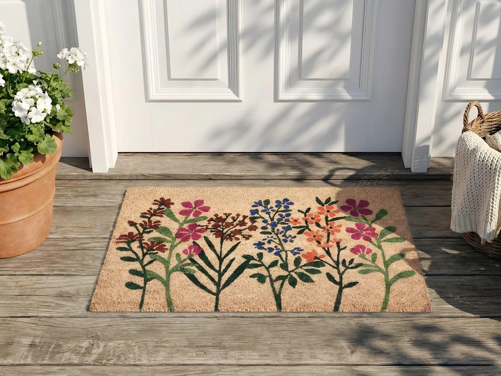 Beliani TEKKONA natūralios spalvos durų kilimėlis, 45 × 75 cm, gėlės, kokosinis pluoštas