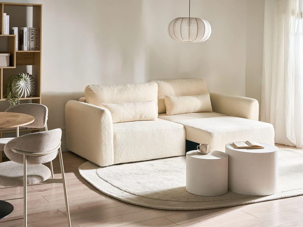 Beliani Trivietė išskleidžiama sofa VAXHOLM Boucle, kreminės spalvos su patalynės dėže