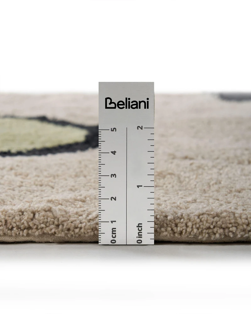 Beliani Vaikiškas kilimas VOYAGER smėlio spalvos / juodas 85 x 135 cm medvilninis