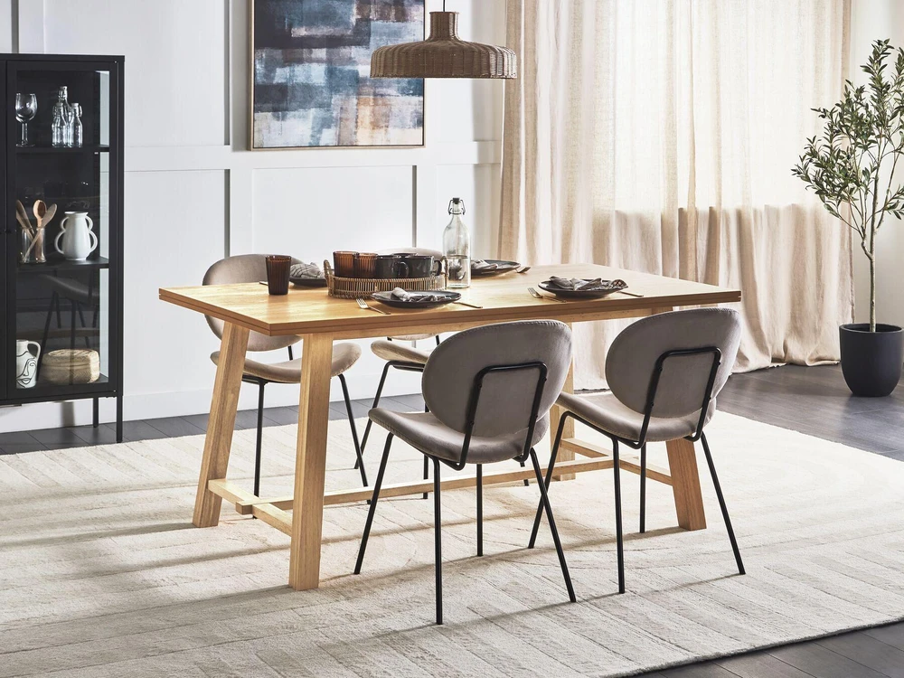 Beliani Valgomojo stalas BARNES natūralaus uosio spalvos, 160 cm x 90 cm