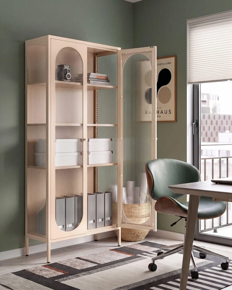 Beliani Vitrina su stiklinėmis durelėmis FOXTON Metal 80 cm smėlio spalvos