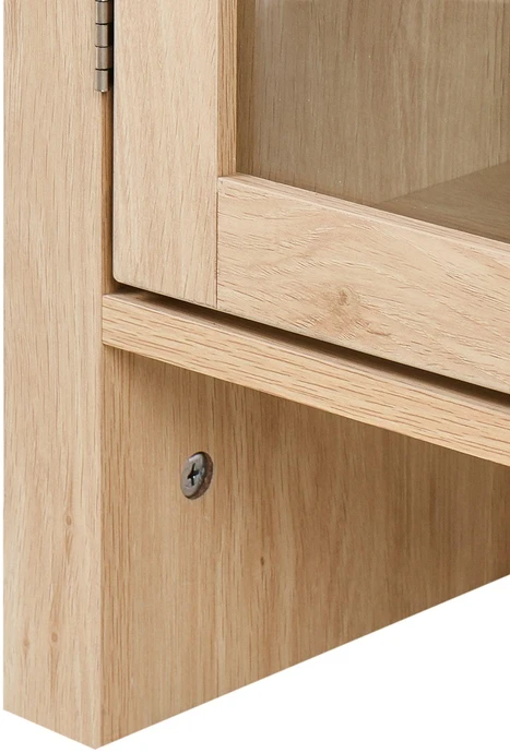 Beliani Vitrina su stiklinėmis durelėmis GLENWOOD 79 cm šviesiai ruda