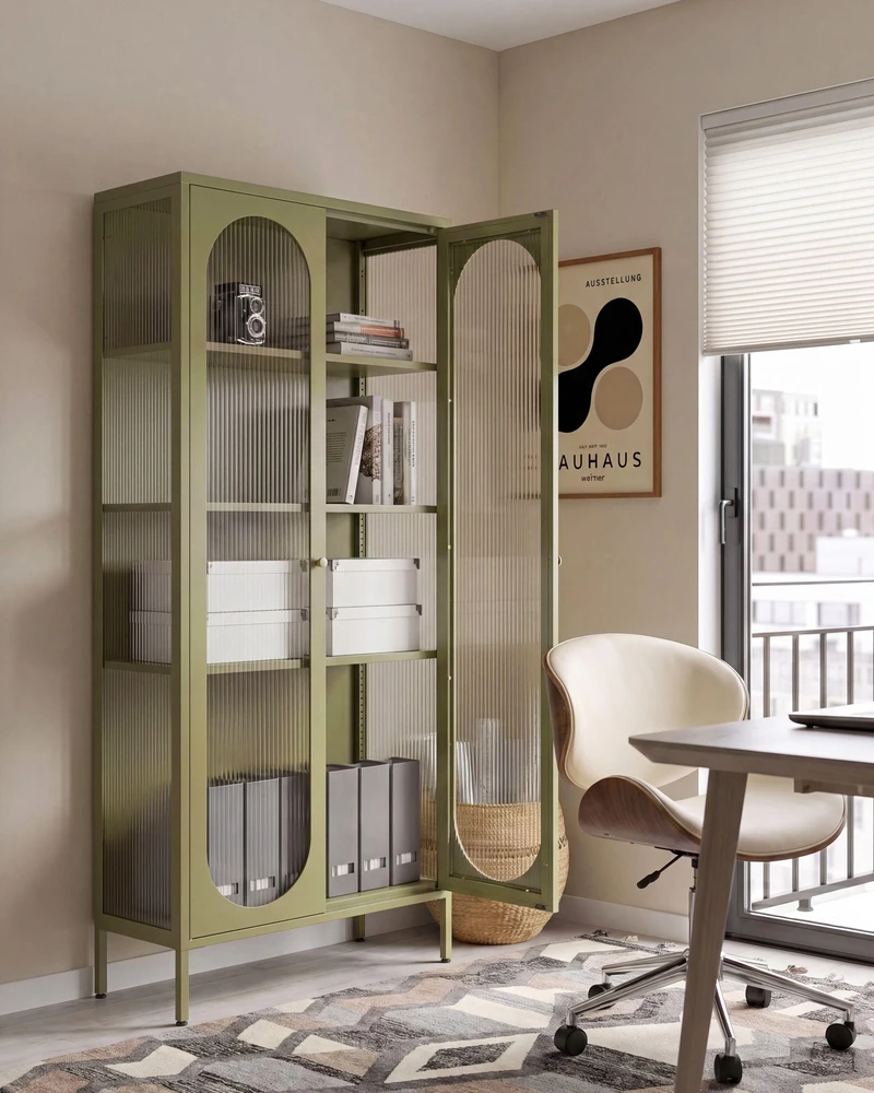Beliani Vitrina su stiklinėmis durelėmis FOXTON Metal 80 cm žalia