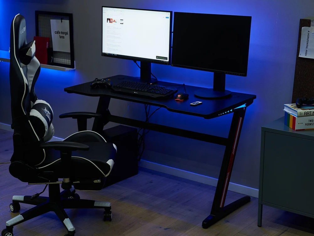 Beliani Žaidimų stalas DARFUR juodas 120 cm 60 cm RGB LED