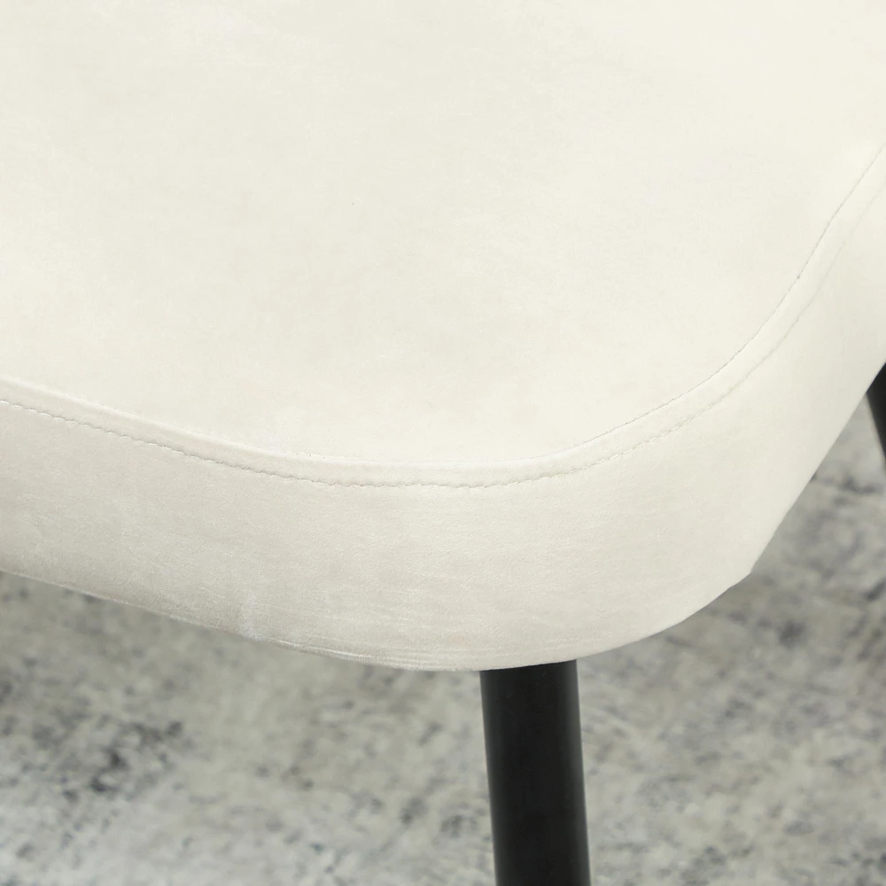 Dvivietė sofa, moderni minkšta sofa su metaliniu ir mediniu rėmu, aksominio audinio apmušalai, smėlio spalvos