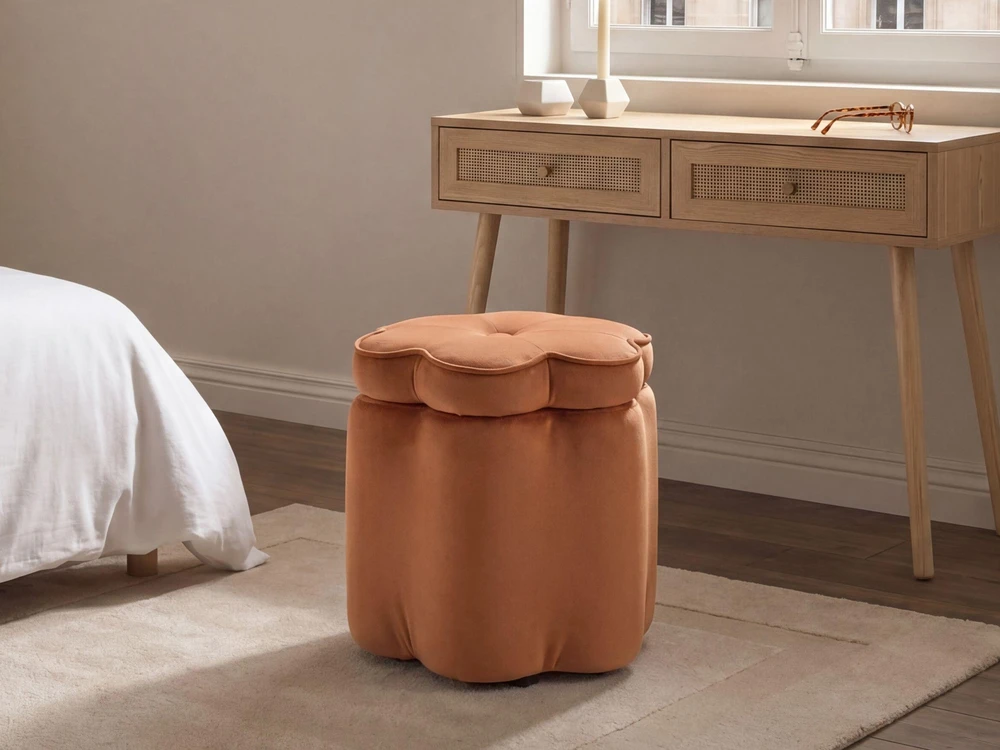 Fotelis Beliani Vaikiškas pufas su daiktadėže FLOWER aksominis oranžinis gėlė