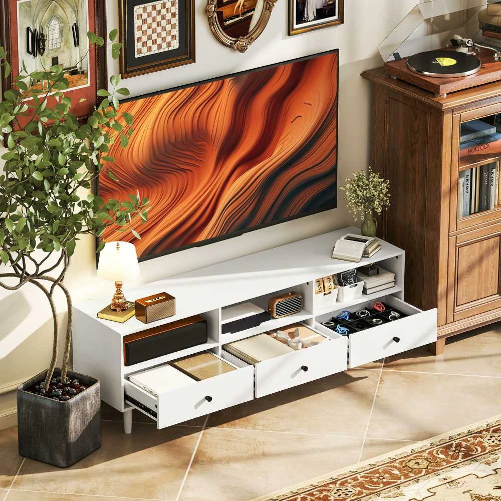 HOMCOM TV spintelė, TV staliukas su stalčiais, 3 atviros lentynos, 140 cm ilgio, TV žemo profilio spintelė su kabelių valdymu televizoriams iki 75 colių, svetainės televizoriaus staliukas, balta, 140x34x45 cm