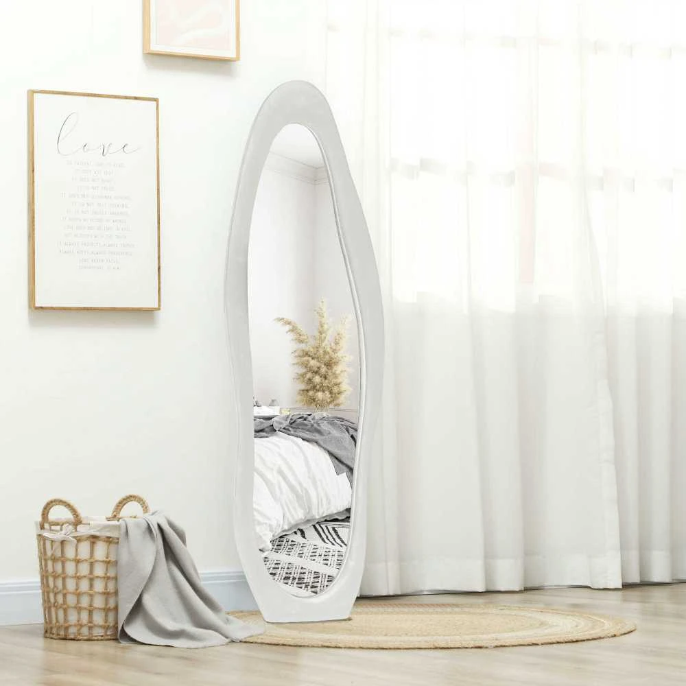 HOMCOM viso ūgio veidrodis 50 x 160 cm, pastatomas veidrodis su aksominiu rėmo apmušalu, netaisyklingas banguotas sieninis veidrodis miegamajam, svetainei, baltas