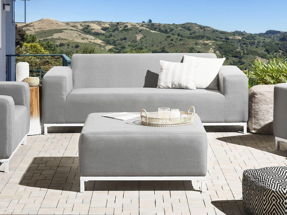 Beliani 2 vietų sodo sofa ROVIGO šviesiai pilka