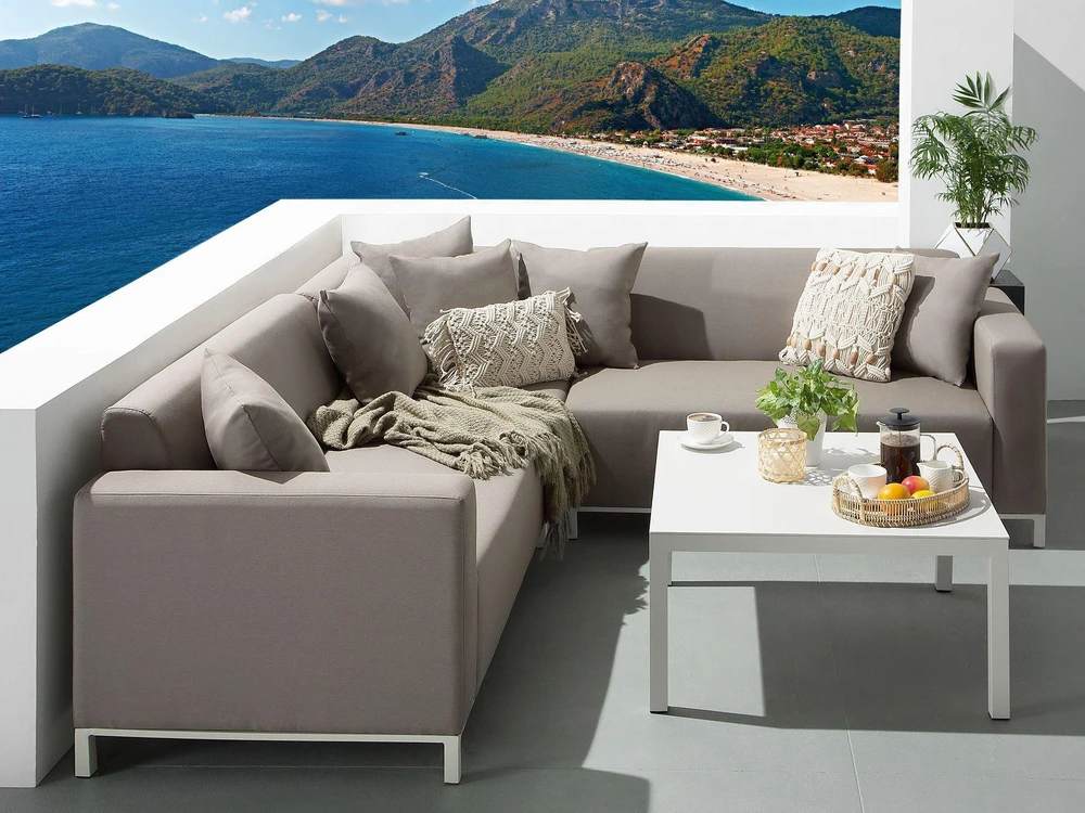 Beliani Sodo kampinė sofa su staliuku 5 asmenims BELIZE dešininė smėlio spalvos modulinė