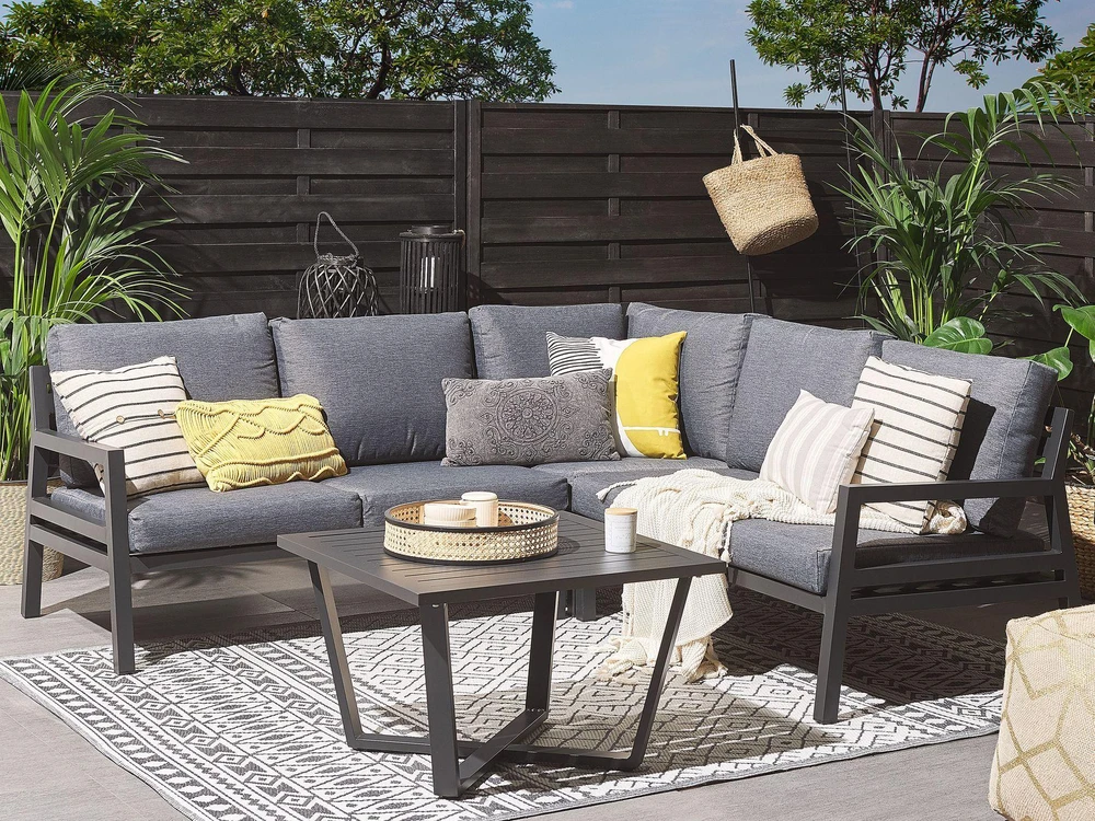 Lauko baldų komplektas Beliani Sodo kampinė sofa su staliuku 5 asmenims VIZZINI, pilka, metalinė