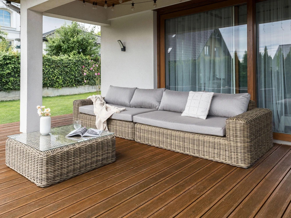 Lauko baldų komplektas Beliani Sodo kampinė sofa su pufu 6 asmenims PALERMO šviesiai ruda technorattanas, modulinė