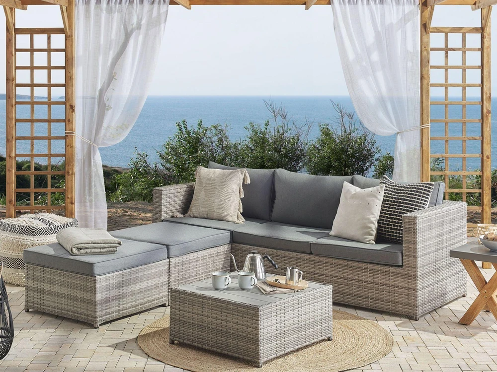 Lauko baldų komplektas Beliani Sodo kampinė sofa su staliuku 5 asmenims SABBIA Modulinis technoratanas Kairinis Šviesiai pilkas