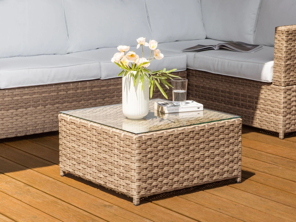 Lauko baldų komplektas Beliani Sodo kampinė sofa su stalu AVOLA, kairinė, kreminė balta, technorotangas