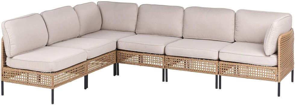 Lauko baldų komplektas Beliani Sodo kampinė sofa su staliuku 6 asmenims OMEGANA šviesiai smėlio spalvos iš technoratano, modulinė