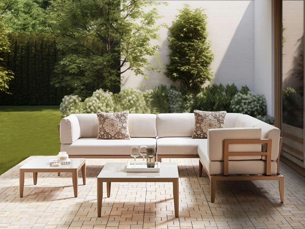 Lauko baldų komplektas Beliani Sodo kampinė sofa su staliuku 6 asmenims RIMA III kairinė, šviesiai smėlio spalvos