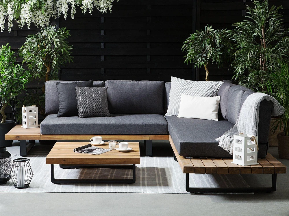 Lauko baldų komplektas Beliani Sodo kampinė sofa su stalu 5 asmenims MYKONOS dešininė tamsiai pilka, sertifikuota akacijos mediena