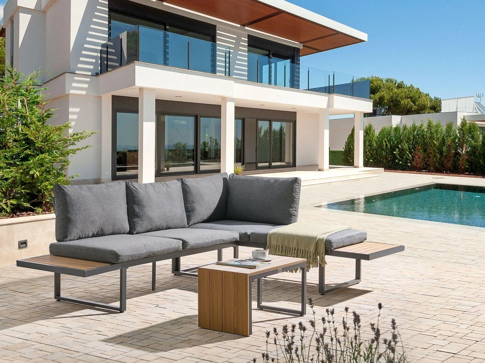 Lauko baldų komplektas Beliani Sodo kampinė sofa su staliuku 4 asmenims PIENZA kairinė, šviesiai ruda/pilka
