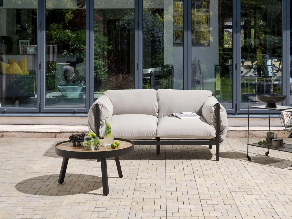 Lauko baldų komplektas Beliani Sodo sofa 2 vietų ESPERIA metalinė pilka