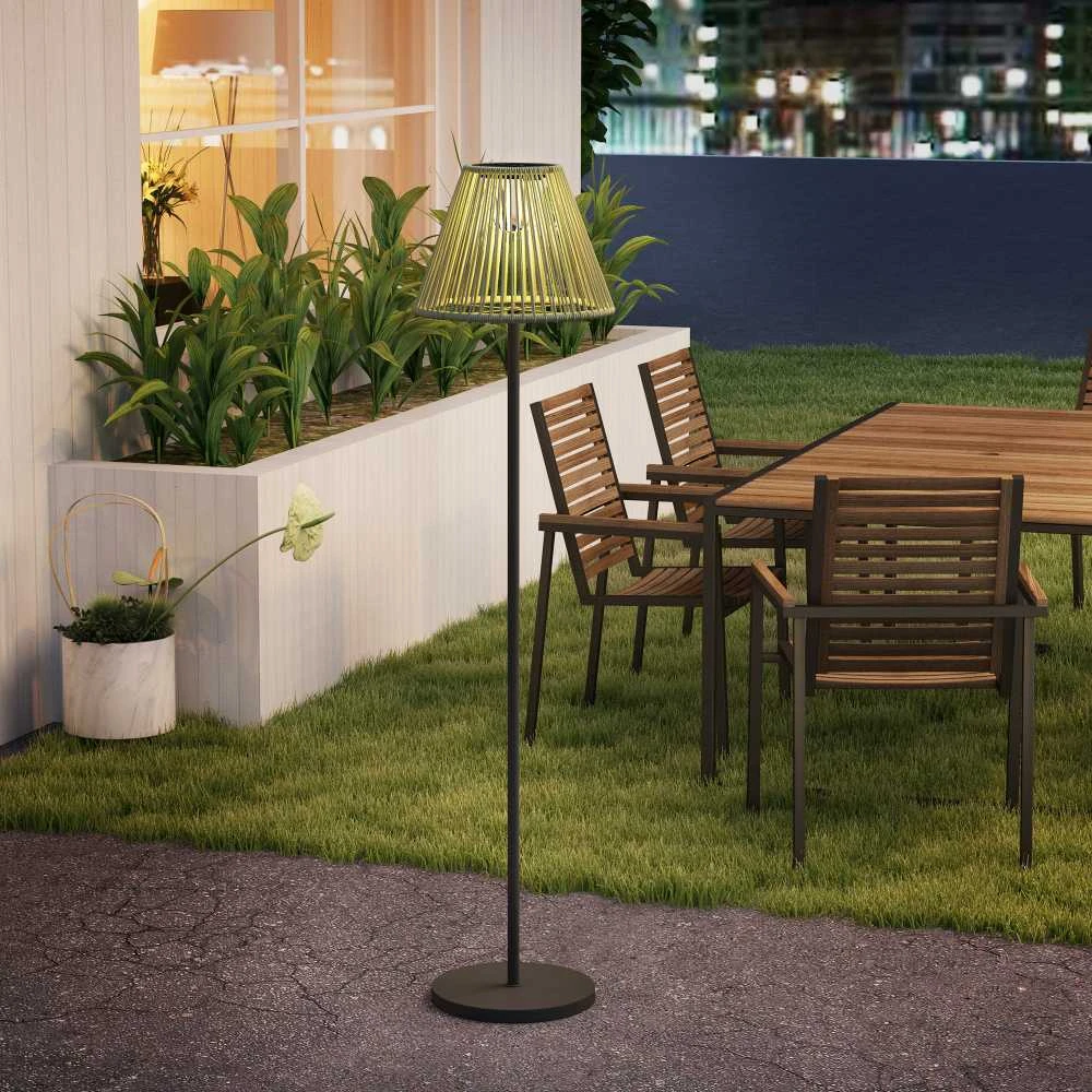Outsunny saulės energija varomas pastatomas šviestuvas, rotango stiliaus, su šviesos jutikliu, 25 šviesos diodai, automatinis, Boho stiliaus, IP44 atsparus vandeniui lauko šviestuvas sodui, balkonui, kiemui, Ø33x135 cm