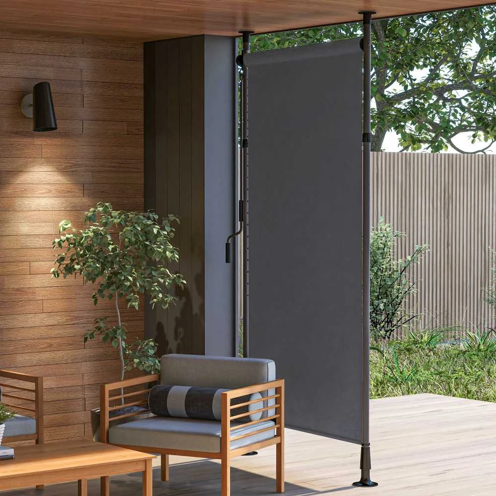 „Outsunny“ vertikali markizė su apsauga nuo saulės, balkono užuolaida 150 x 220–310 cm, balkono privatumo ekranas su rankena, atspari oro sąlygoms, poliesteris, tamsiai pilka