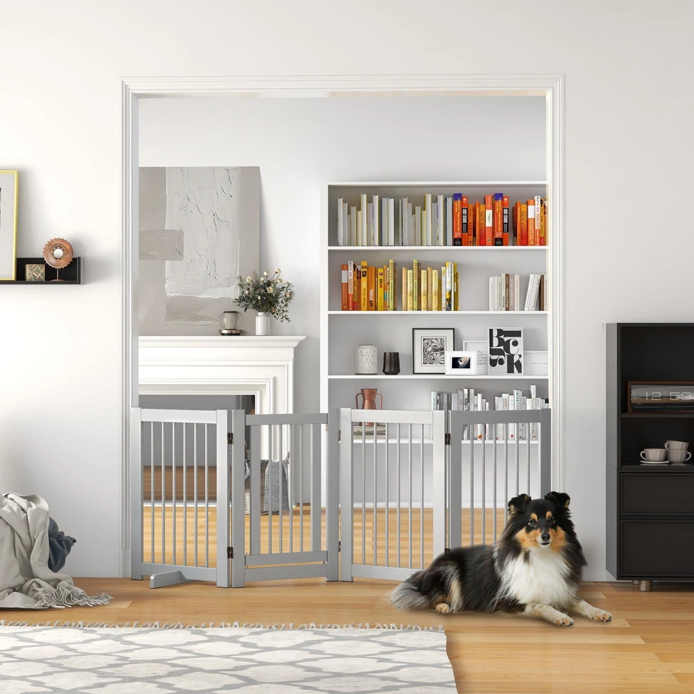 PawHut 4 dalių šunų atitvaras, 204 x 75 cm sulankstomi apsauginiai varteliai su durelėmis, laisvai stovintis šunų atitvaras su 2 atraminėmis kojelėmis, mediniai laiptų varteliai koridoriui, virtuvei, laiptams, šviesiai pilki