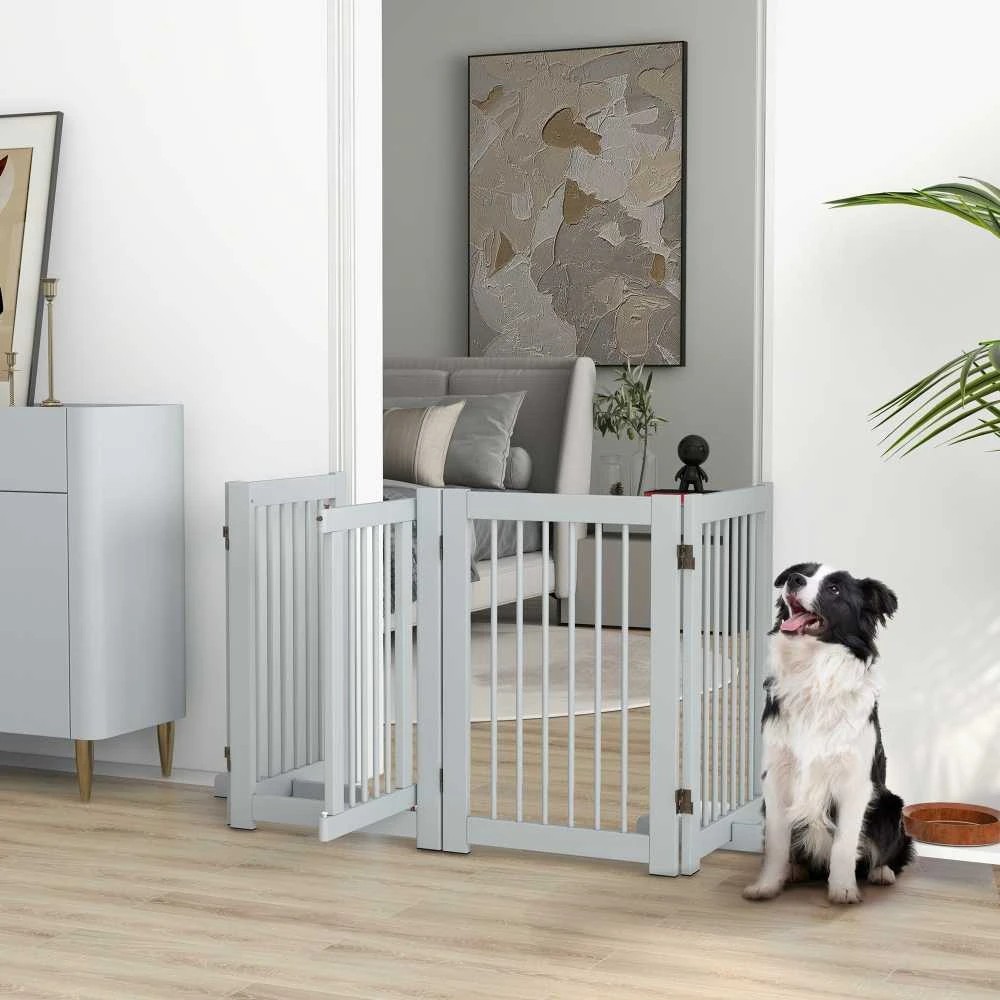 PawHut 4 dalių šunų atitvaras, 204 x 75 cm sulankstomi apsauginiai varteliai su durelėmis, laisvai stovintis šunų atitvaras su 2 atraminėmis kojelėmis, mediniai laiptų varteliai koridoriui, virtuvei, laiptams, šviesiai pilki