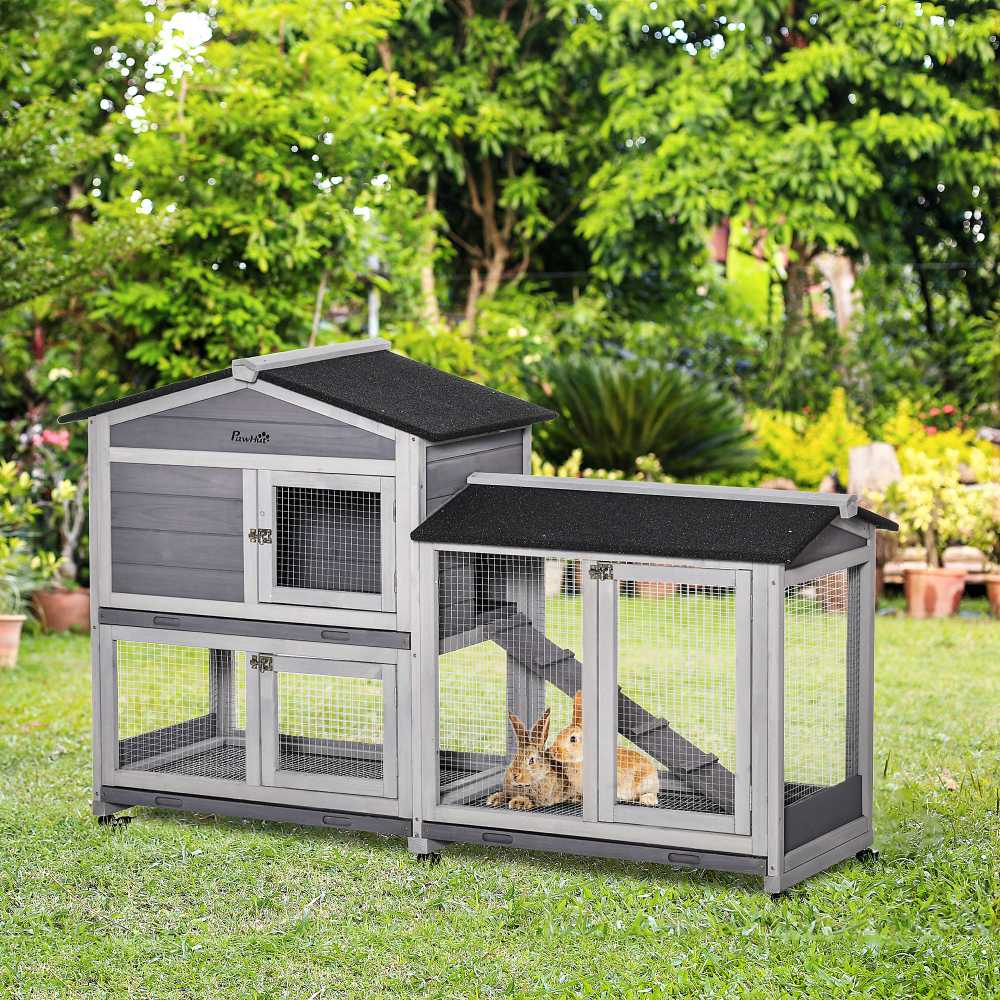 PawHut smulkių gyvūnų narvelis 157,4x53x99,5 cm su ratukais, rampa, bitumine stogo danga, dviejų aukštų, eglės mediena, plienas, pilkas