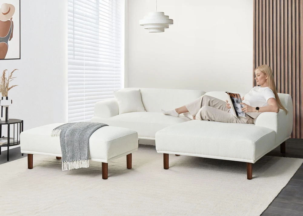 Sofa Beliani Trivietis kampas HOLT, bouclé audinys, baltas, su otimane, kairinis