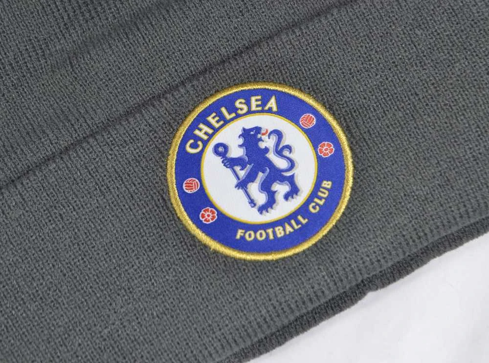 Žieminė Kepurė Su Bumbulu Chelsea