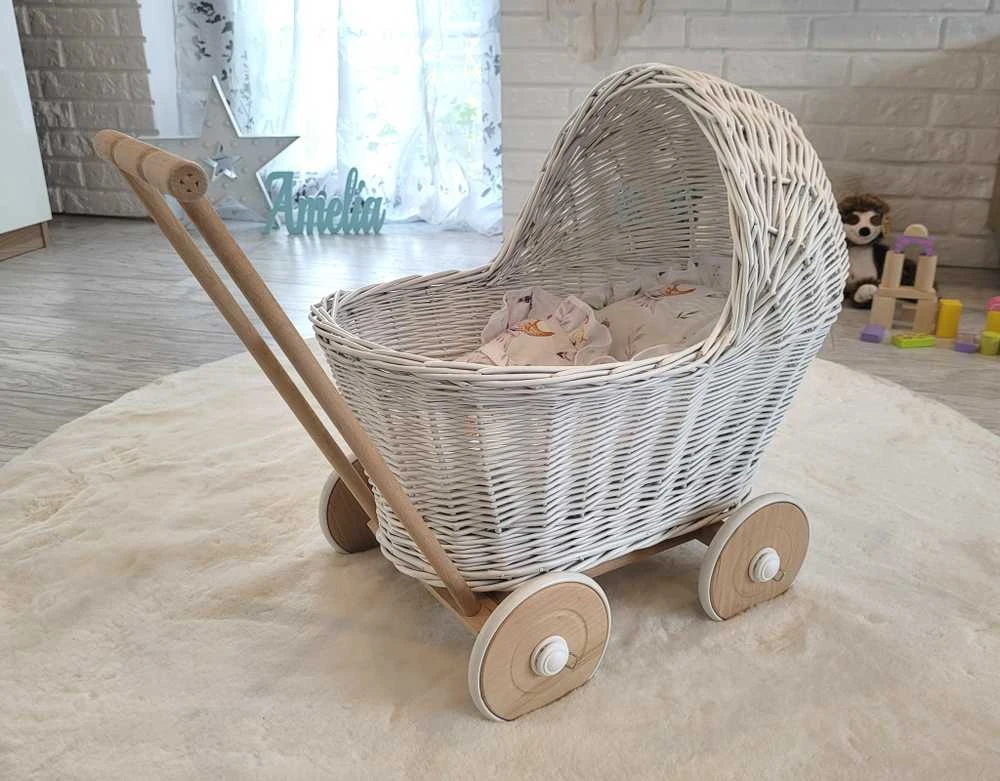 My Sweet Baby Lėlių vežimėlis pintas baltas su medinėmis detalėmis DeCuevas