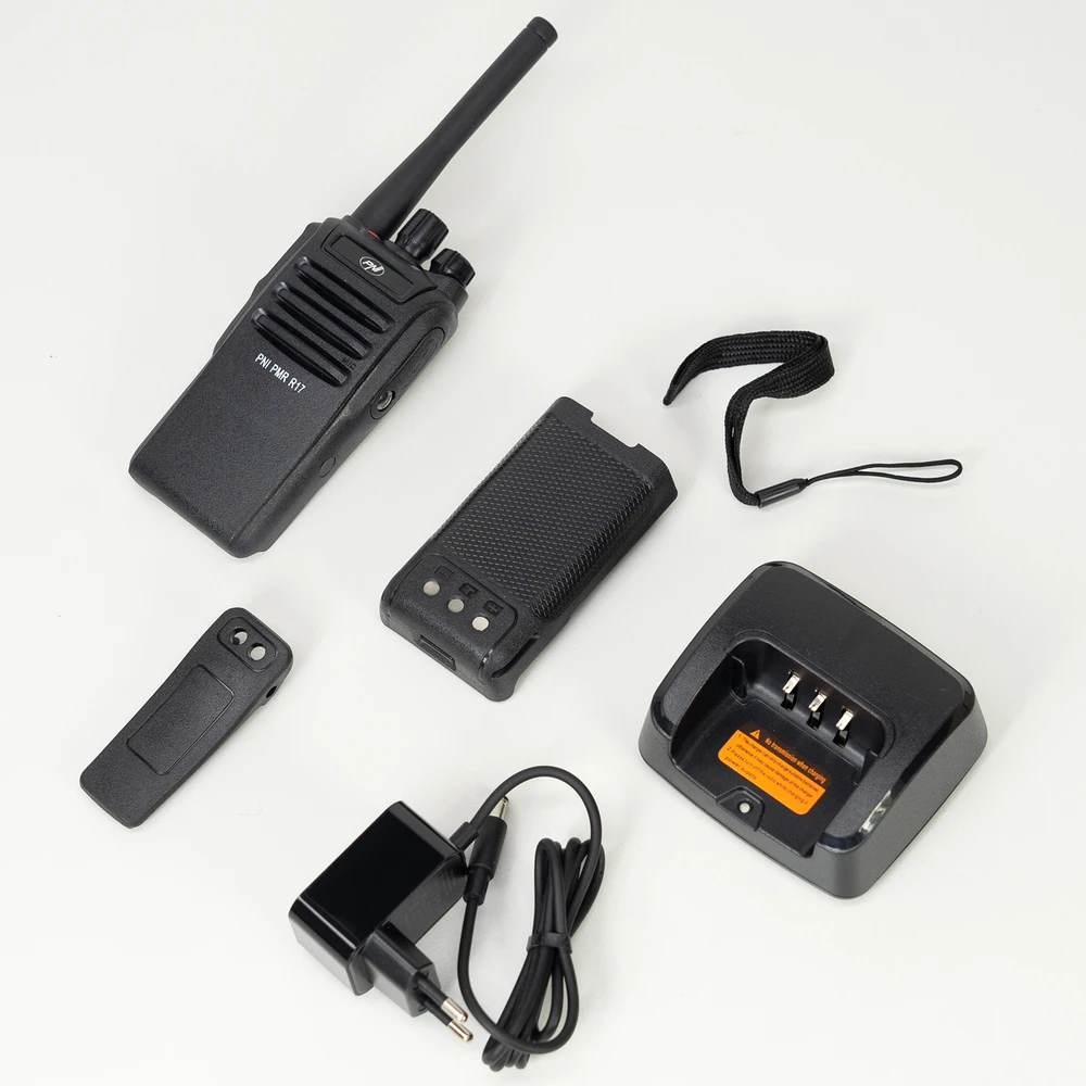 2 nešiojamų radijo stotelių rinkinys PNI PMR R17 446MHz, 0.5W, 16 PMR kanalų ir 50 CTCSS bei 104 DCS tonų, programuojamas, Li-Ion 2200 mAh, IP68