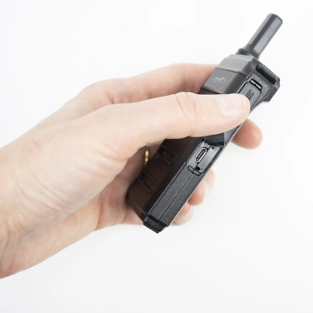 2 nešiojamų radijo stotelių rinkinys PNI PMR R10 PRO, 446MHz, 0.5W, 16 programuojamų kanalų, 16 PMR ir 50 CTCSS bei 104 DCS tonų, monitorius, paieška