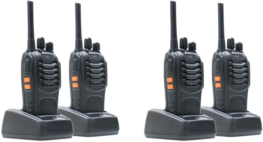 4 nešiojamų radijo stotelių rinkinys PNI PMR R40 PRO, komplekte yra baterijos, įkrovikliai ir ausinės