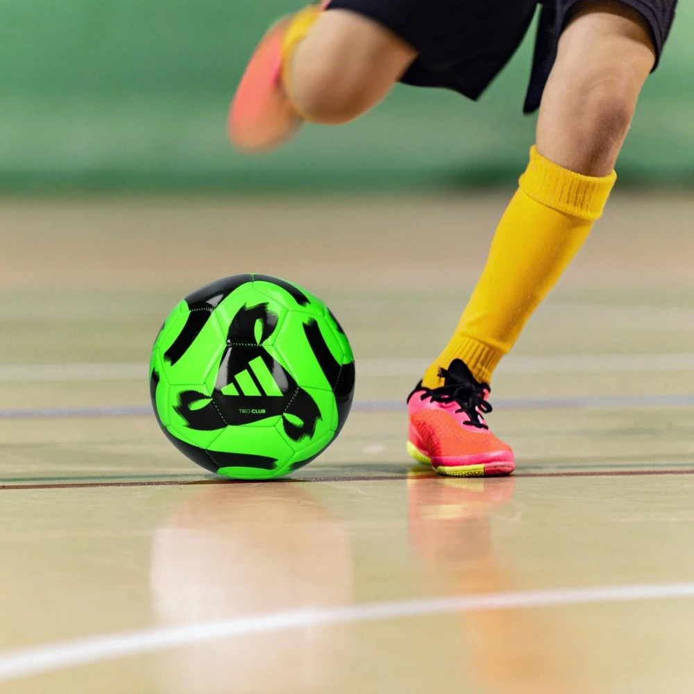 Futbolo kamuolys Adidas Tiro Club R.4