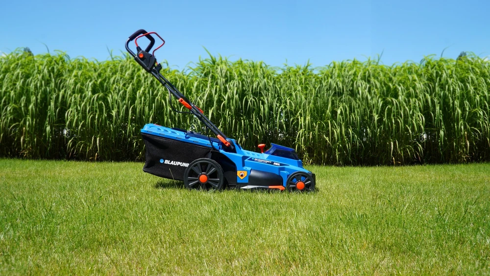 Blaupunkt akumuliatorinė vejapjovė CL7010, 2x18V, 43cm, be akumuliatorių ir kroviklio