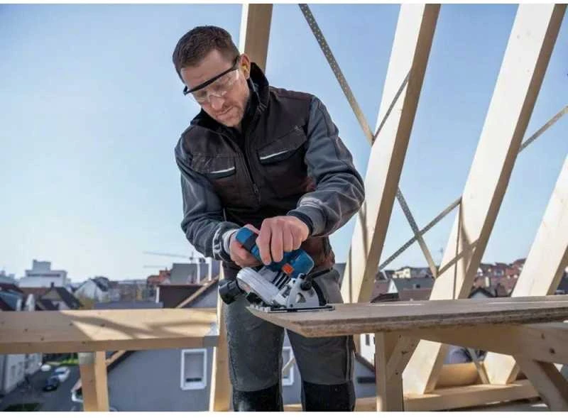 Akumuliatorinis diskinis pjūklas Bosch GKS 18V-57-2, be akumuliatoriaus ir kroviklio, 18V, 5.000 min.-1