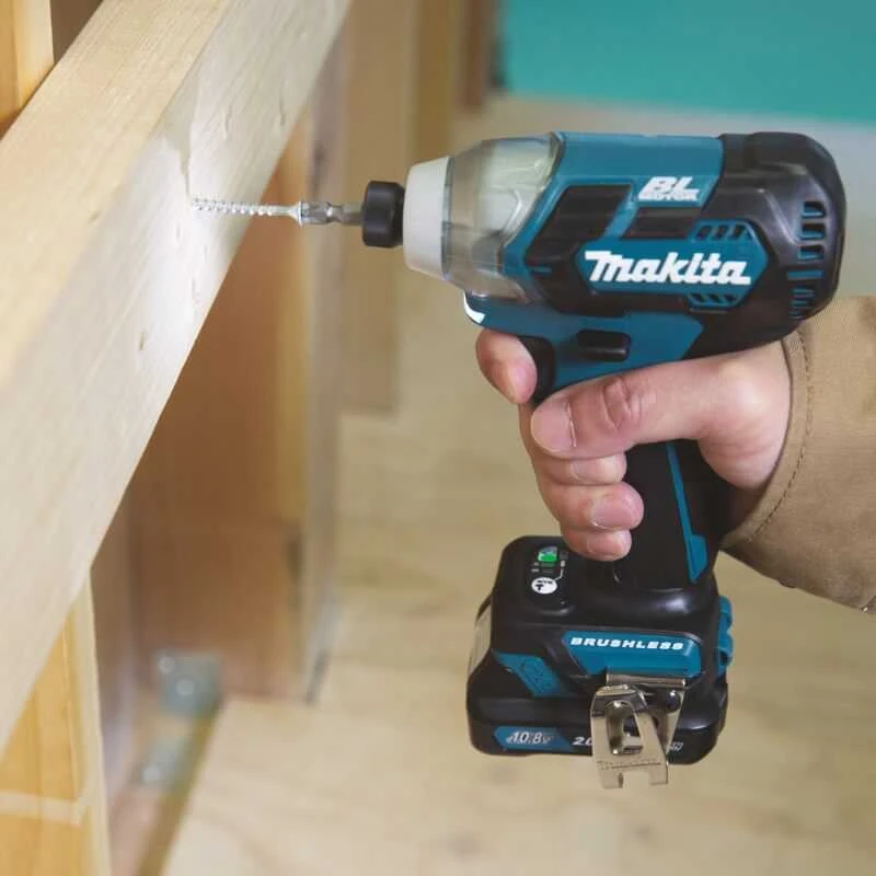 Makita TD111DZ Akumuliatorinis smūginis suktuvas, 12V MAX, 135 Nm, 1/4", LED, Be akumuliatorių ir kroviklio!