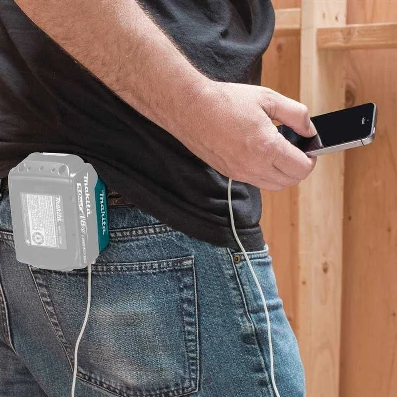 Makita Akumuliatorių adapteris 18V -> USB (2X) ADP05