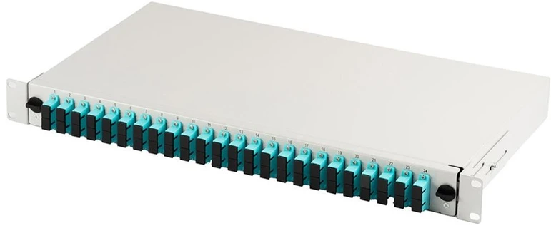 „Alantec“ FO tipo komutacinė panelė su 19 colių 1U priedu, 24x SC dx, OM3, adapteriais, ištraukiama, pilka