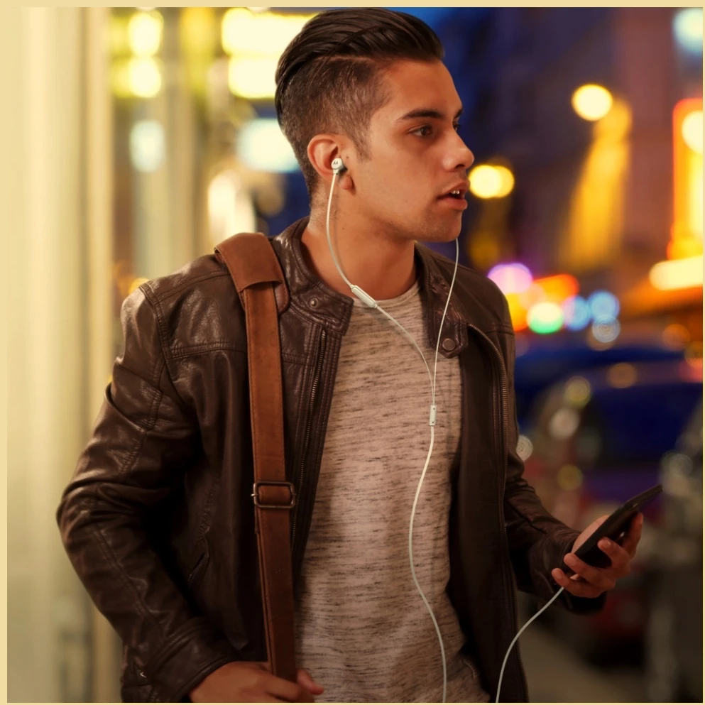 į ausis įkišamos ausinės Motorola Earbuds 3C-S USB-C baltos spalvos
