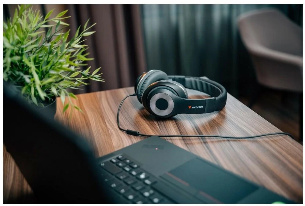 Ausinės Verbatim TruSound USB-C juodos spalvos 30198