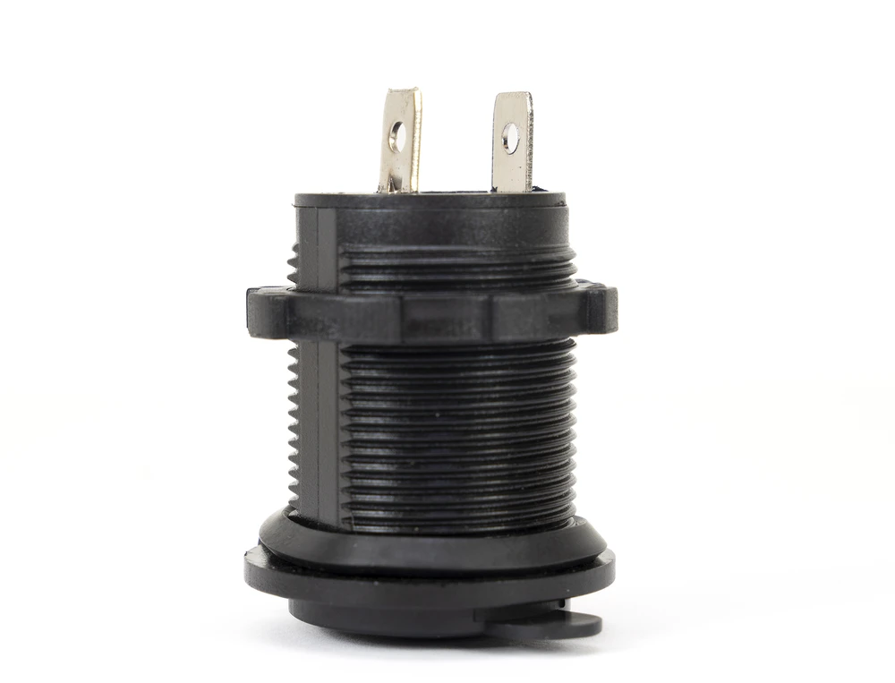 Automobilinis cigarečių degiklio lizdas PNI Lighter 03 su dangteliu, 12V 15A, 24V 10A