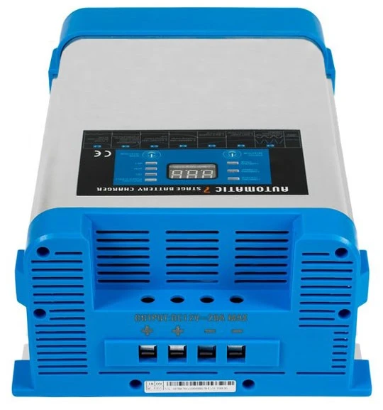 AZO Digital 12V tinklo įkroviklis BC-40 PRO 40A akumuliatoriams (230V/12V) LCD ekranas 7 pakopų įkrovimas
