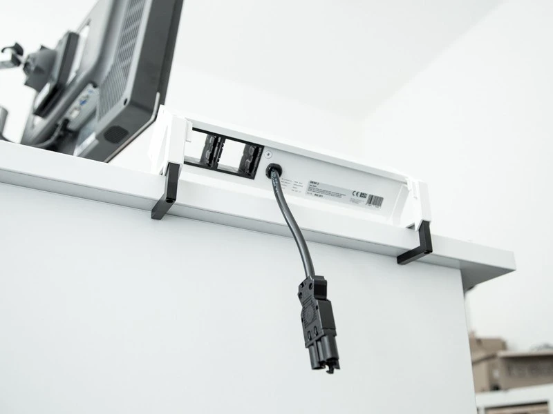 Bachmann Desk2 šakutės lizdas 3 x Type F Juoda, Nerūdijančiojo plieno