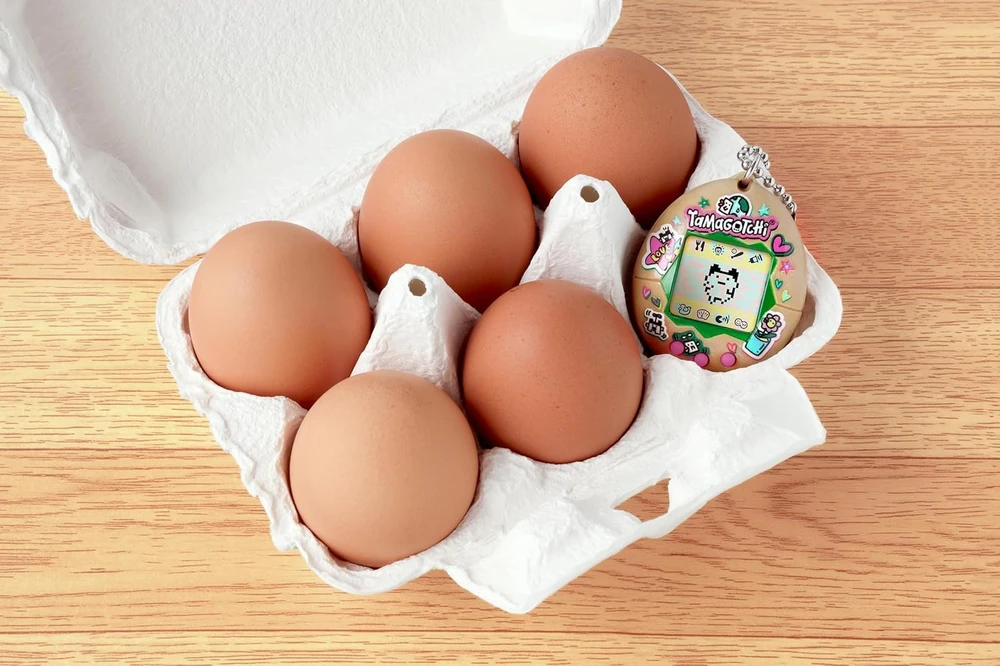 Bandai TAMAGOTCHI - ECO CELEBRATION EGG