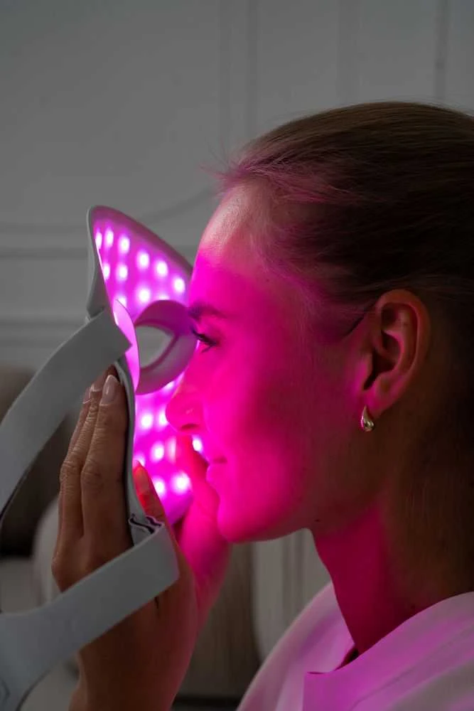 Beautifly AuraSkin Pro LED Light Therapy Face Mask