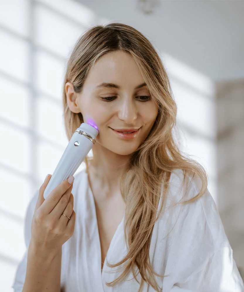 Beautifly Glossy Acne Young beadatinė mezoterapija
